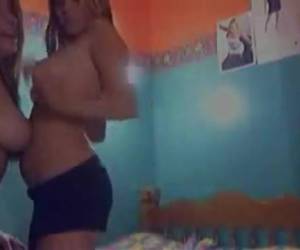lesbianas tanteando mutuamente