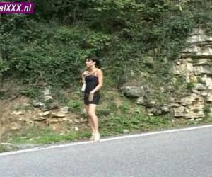onun kıçını fuck eyersiz. bu adam whiteh bu güzel geliyor ve boynuz shemale hayal. ve mutlu o kadar, birlikte kendi sperm püskürtme keyfine.